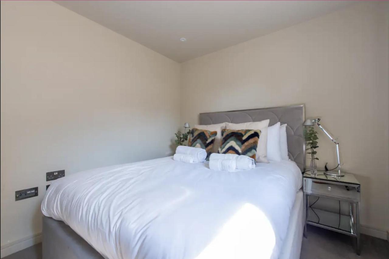 2Bd, 2Ba Urban Oasis Chcl F4 Apartman Chigwell Kültér fotó