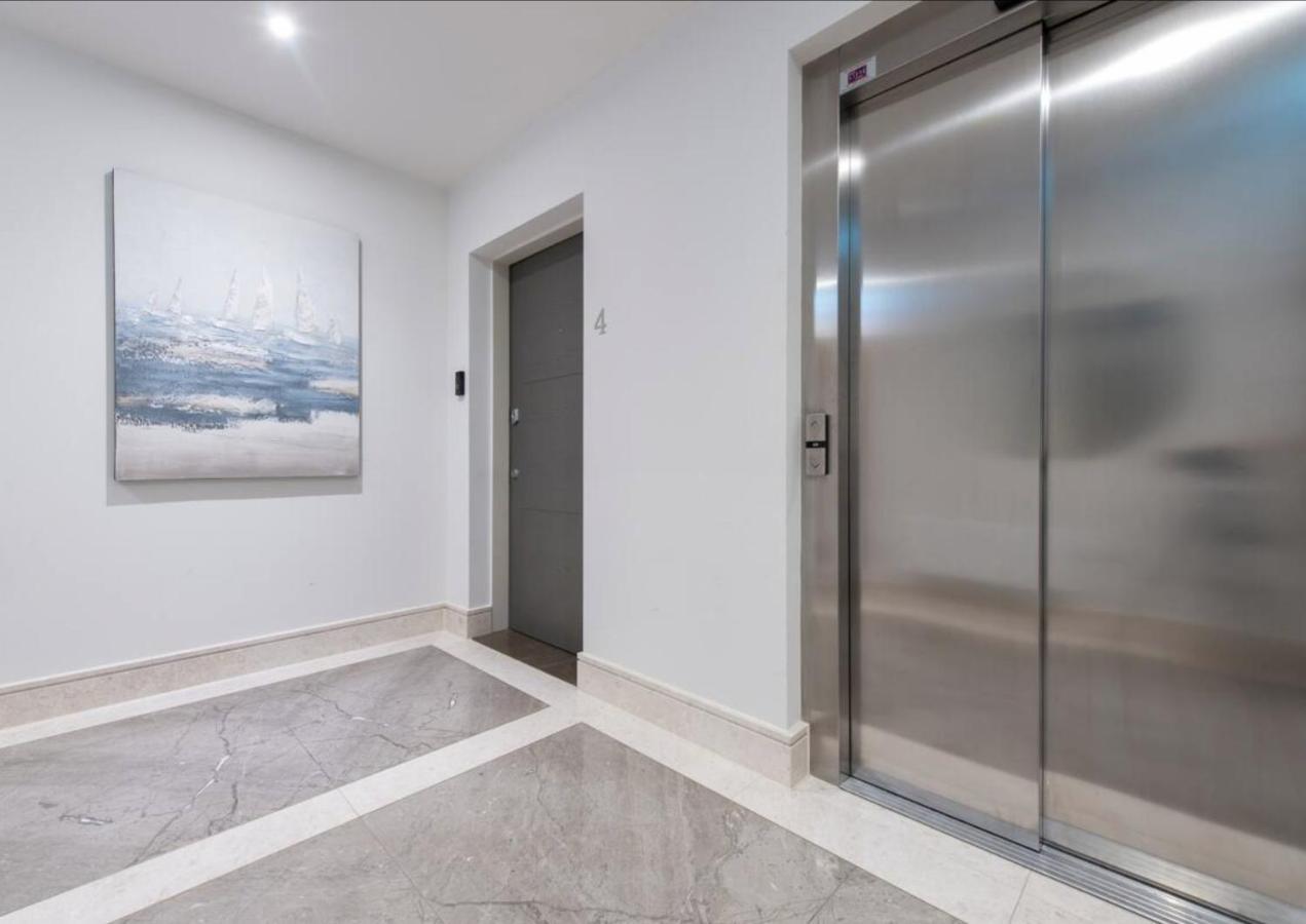 2Bd, 2Ba Urban Oasis Chcl F4 Apartman Chigwell Kültér fotó